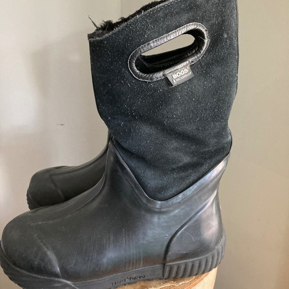 BOGS CHILDRENS  Suede Upper Rainboots SZ 2